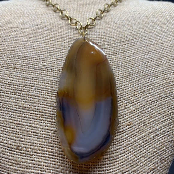 Vintage Tan & Gold Geode Pendant Necklace - Picture 2 of 4